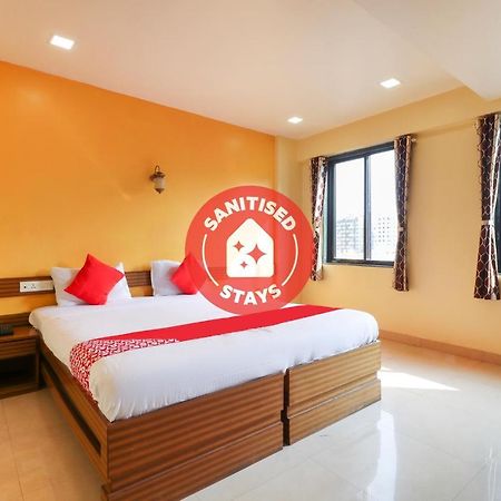 Oyo 10679 Hotel Nanashree Executive Wagholi Exterior photo