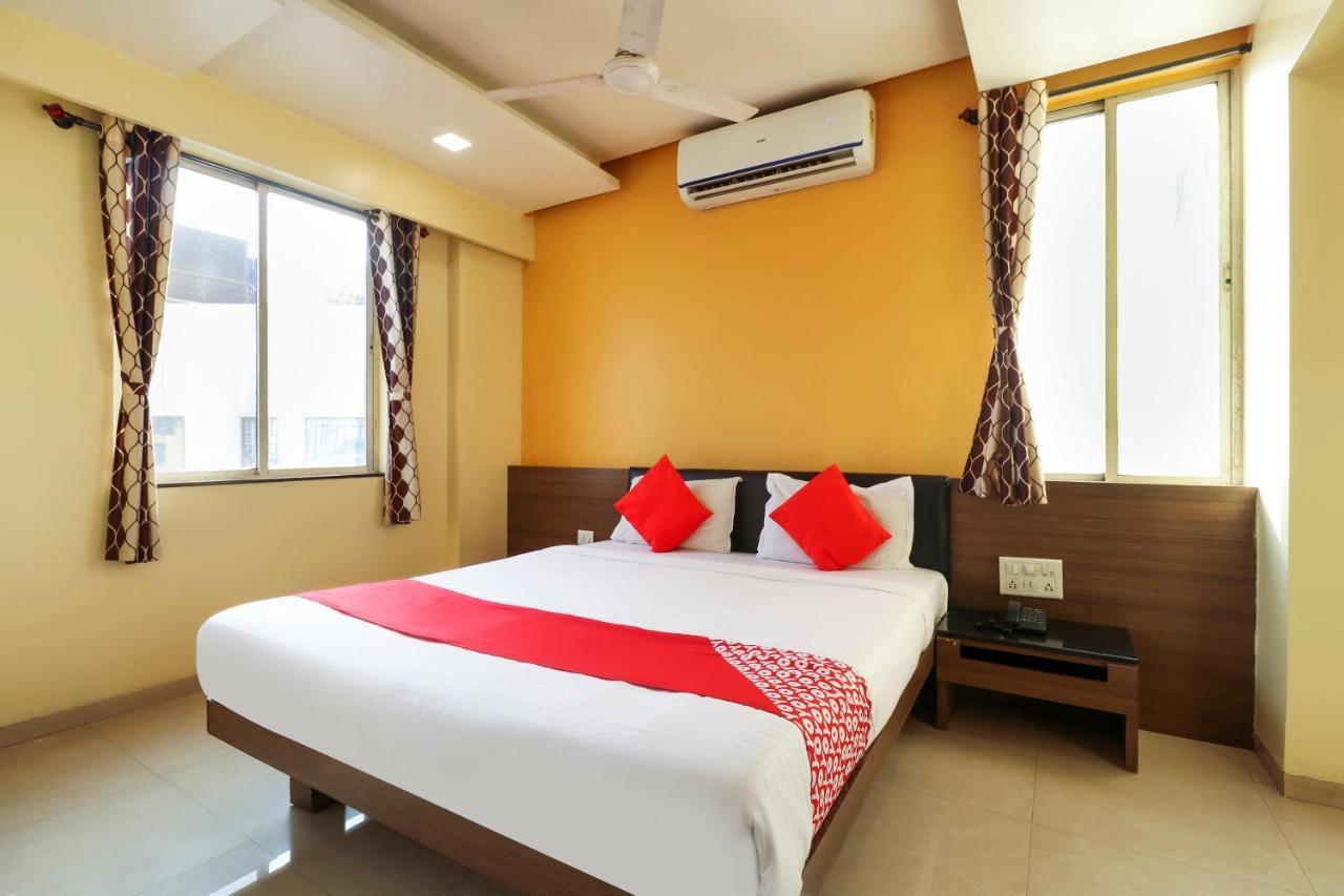 Oyo 10679 Hotel Nanashree Executive Wagholi Exterior photo
